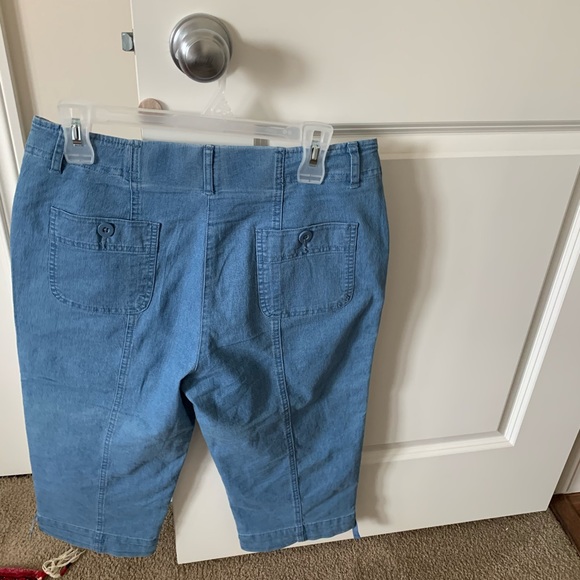 Brand new 3 quarters denim with tag. - Picture 2 of 2